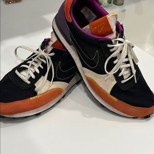 Men’s Nike N354 Rare and great color combo